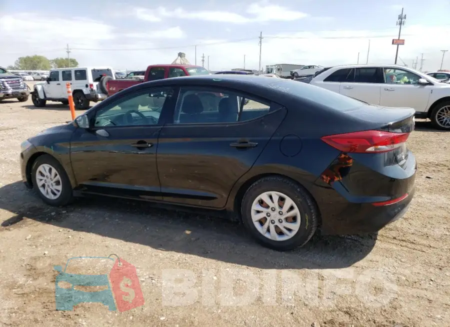 5NPD74LF7JH334082 Photo# 2