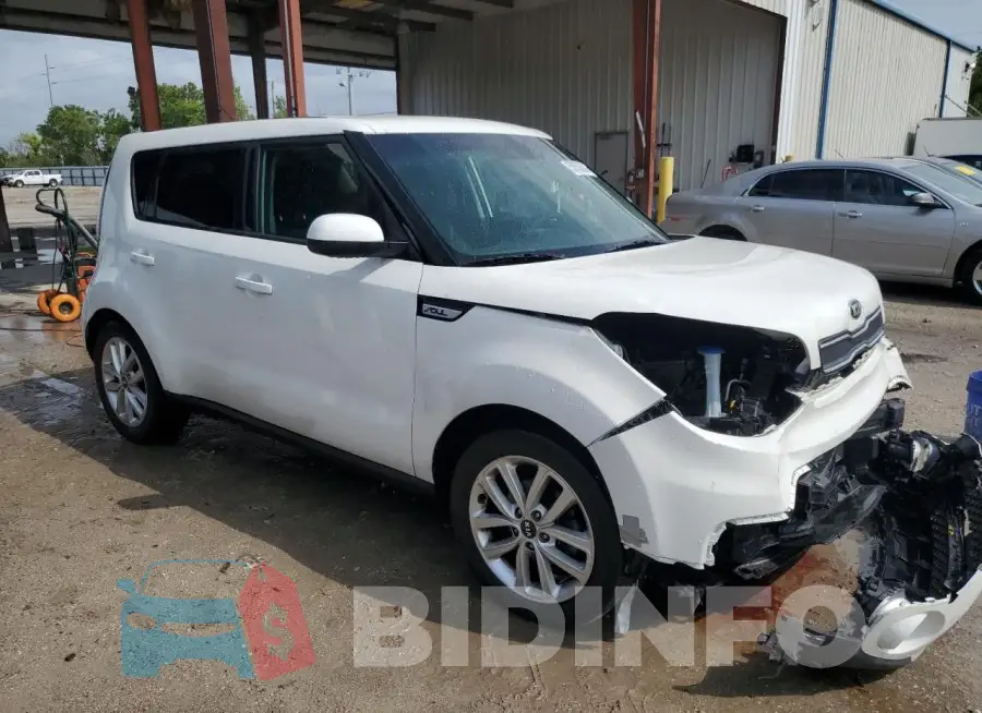 KNDJP3A59J7562841 Photo# 4