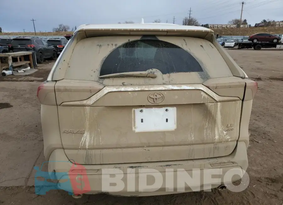2T3F1RFV9NW275335 Photo# 6