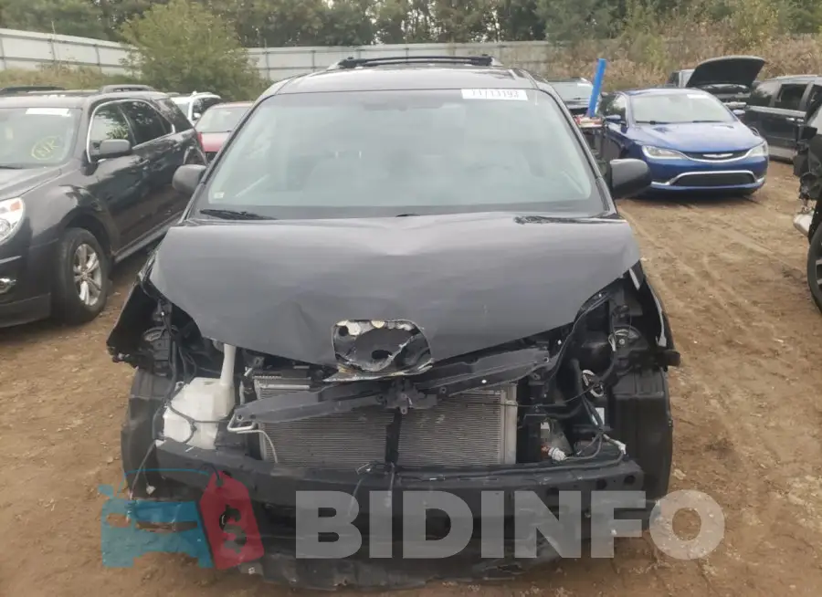 5TDKK3DCXGS744074 Photo# 5