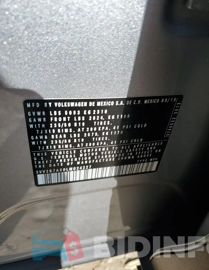 3VV2B7AX0LM024227 Photo# 13