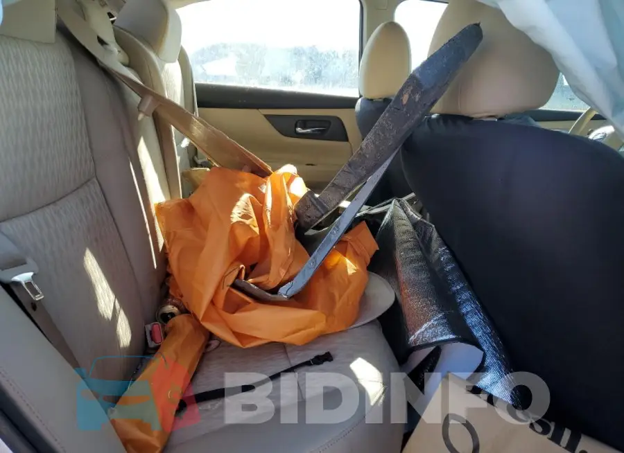 1N4AL3AP5HN330259 Photo# 10