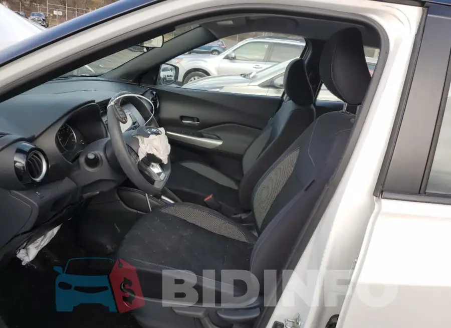 3N1CP5CU1JL501622 Photo# 7
