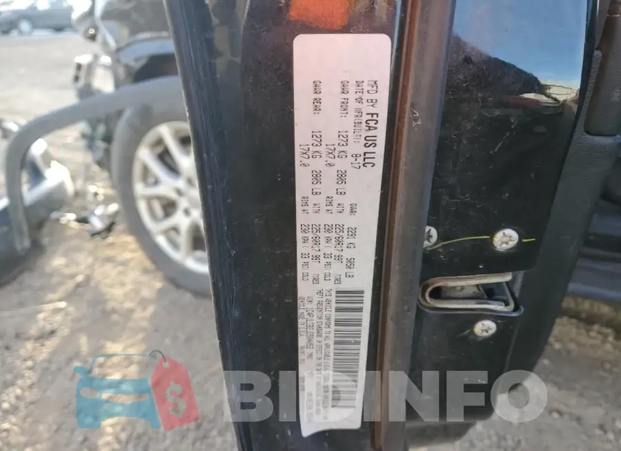 1C4PJLCB2JD504053 Photo# 12