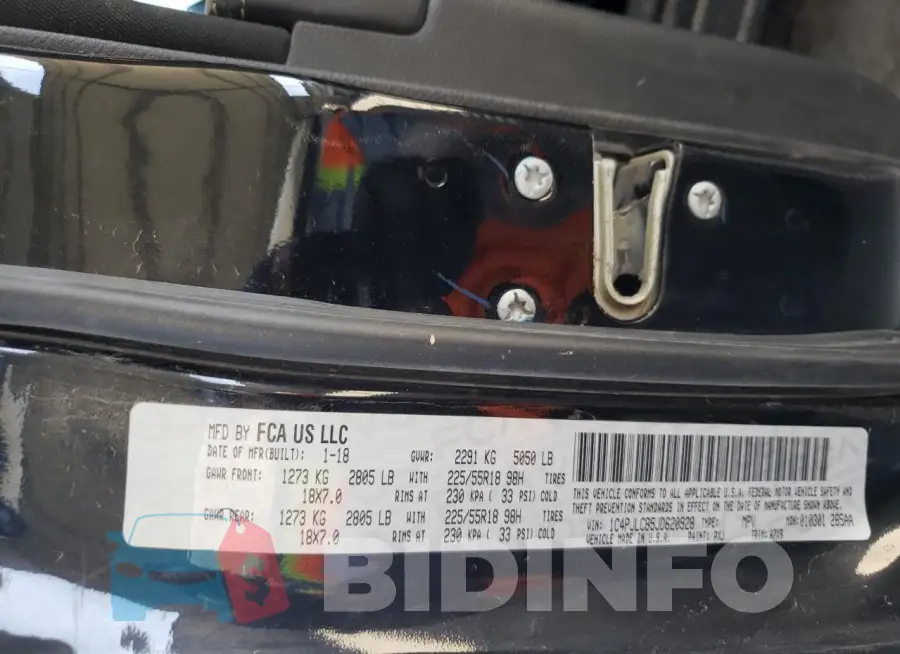 1C4PJLCB5JD620928 Photo# 13