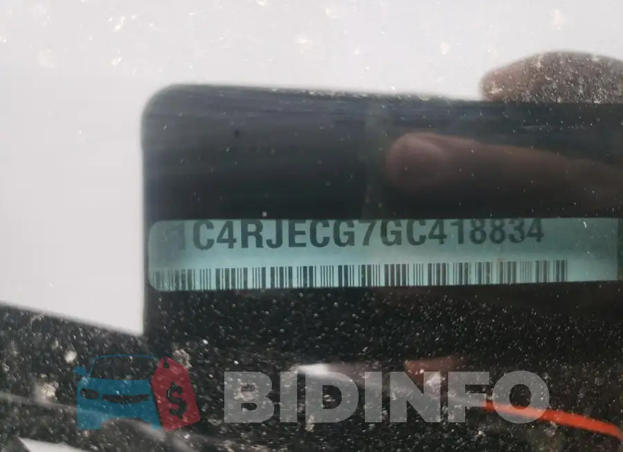 1C4RJECG7GC418834 Photo# 13