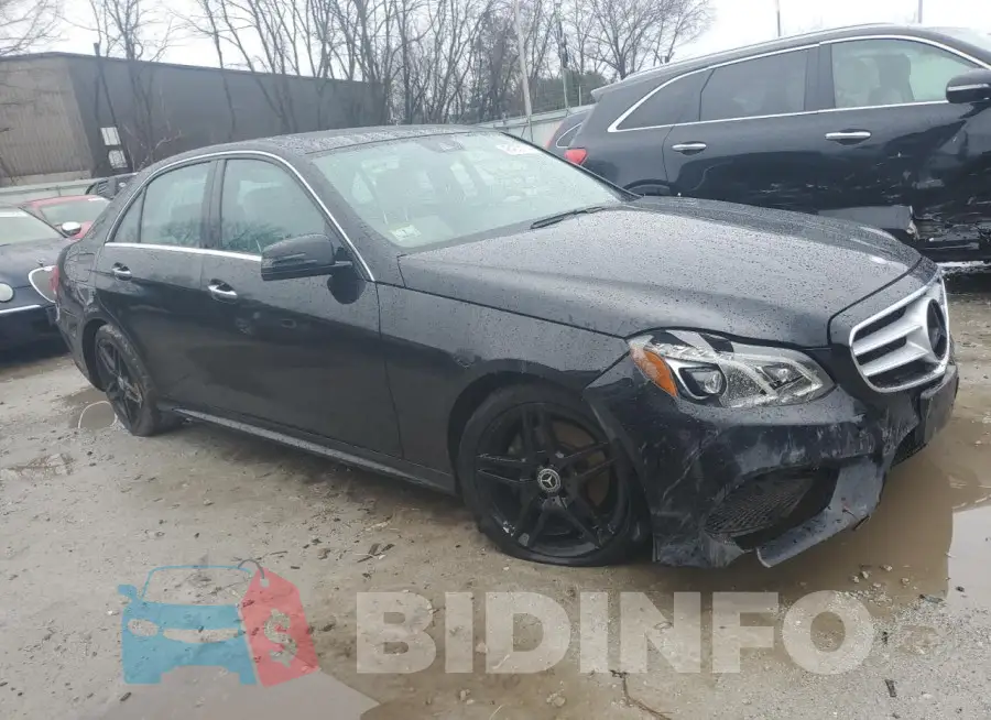 WDDHF8JB3FB144404 Photo# 4