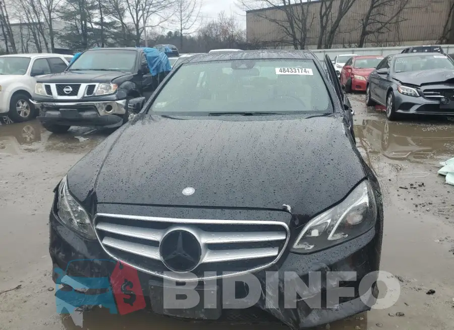 WDDHF8JB3FB144404 Photo# 5