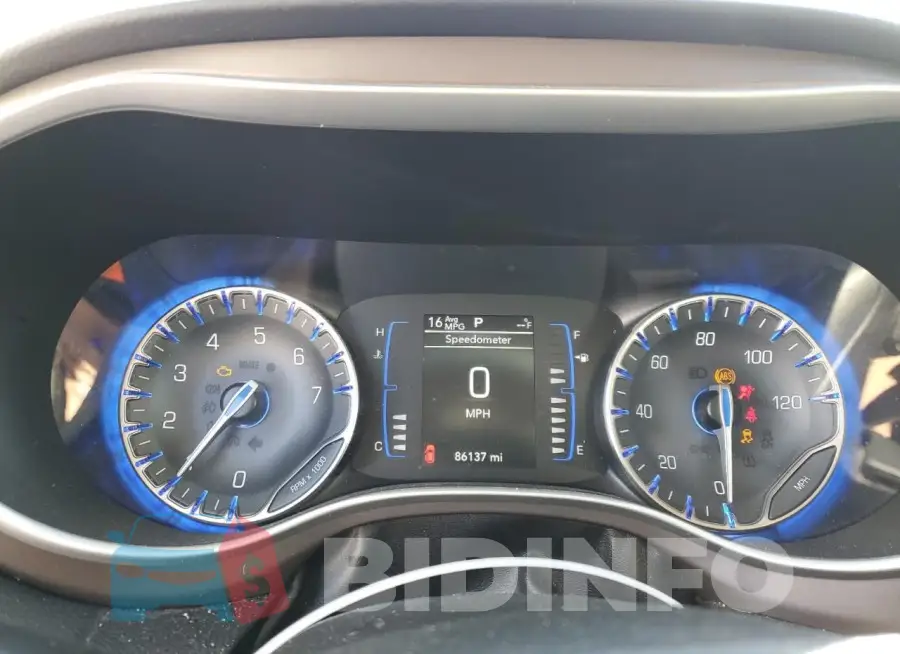 2C4RC1DG0LR157744 Photo# 9