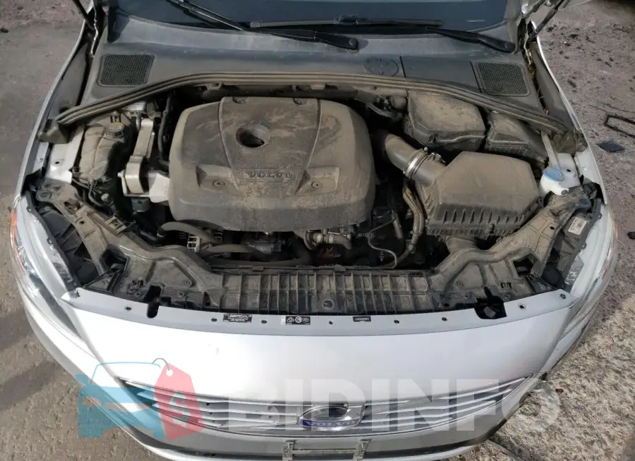 LYV402TK6HB126632 Photo# 11