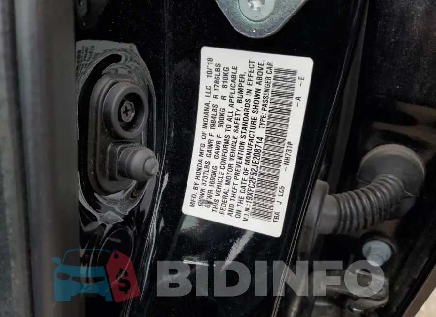 19XFC2F52JE208714 Photo# 12