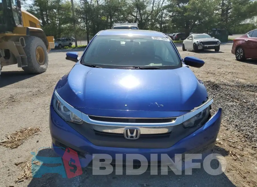 19XFC2F74HE067527 Photo# 5