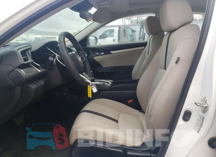 19XFC2F88GE042833 Photo# 7