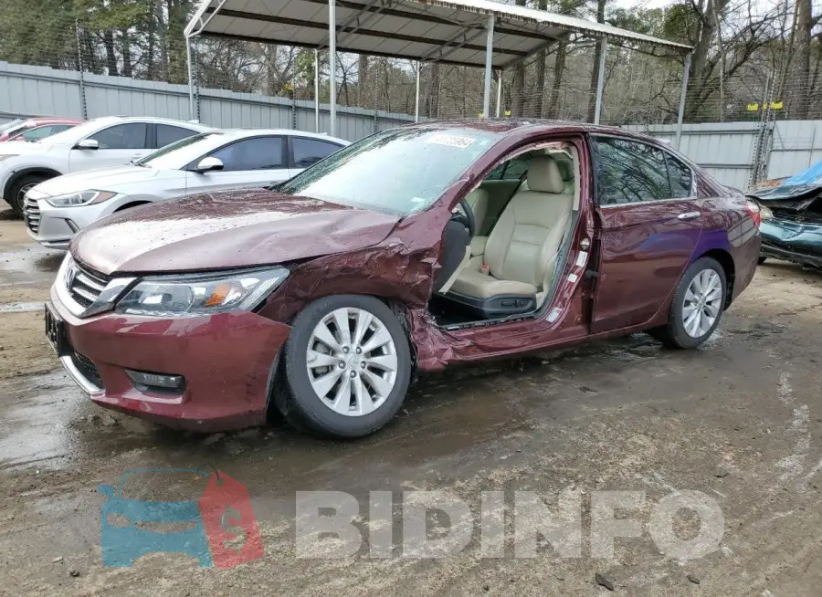 1HGCR3F85FA013123 Photo# 1