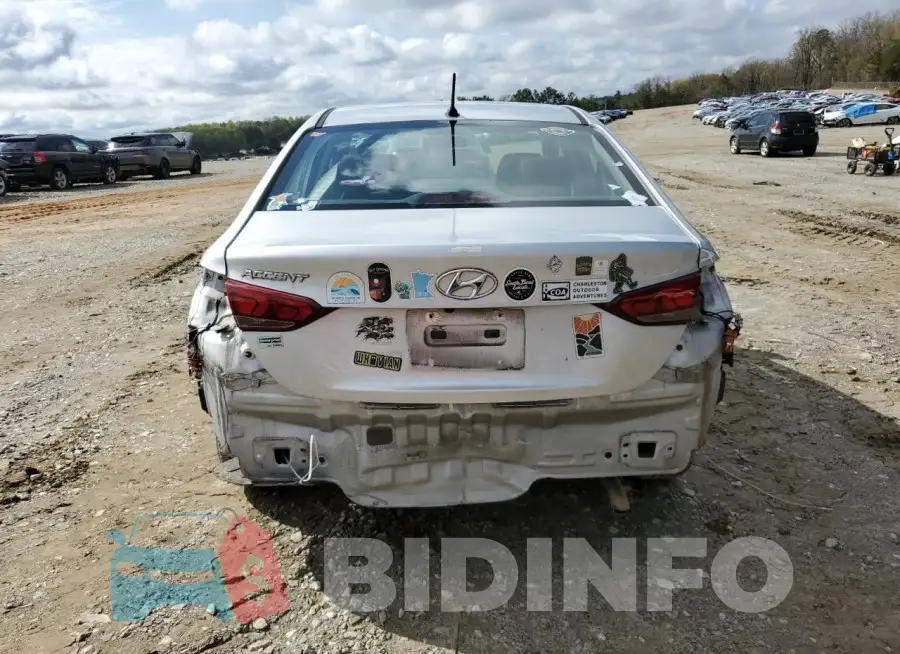 3KPC24A36KE065016 Photo# 6