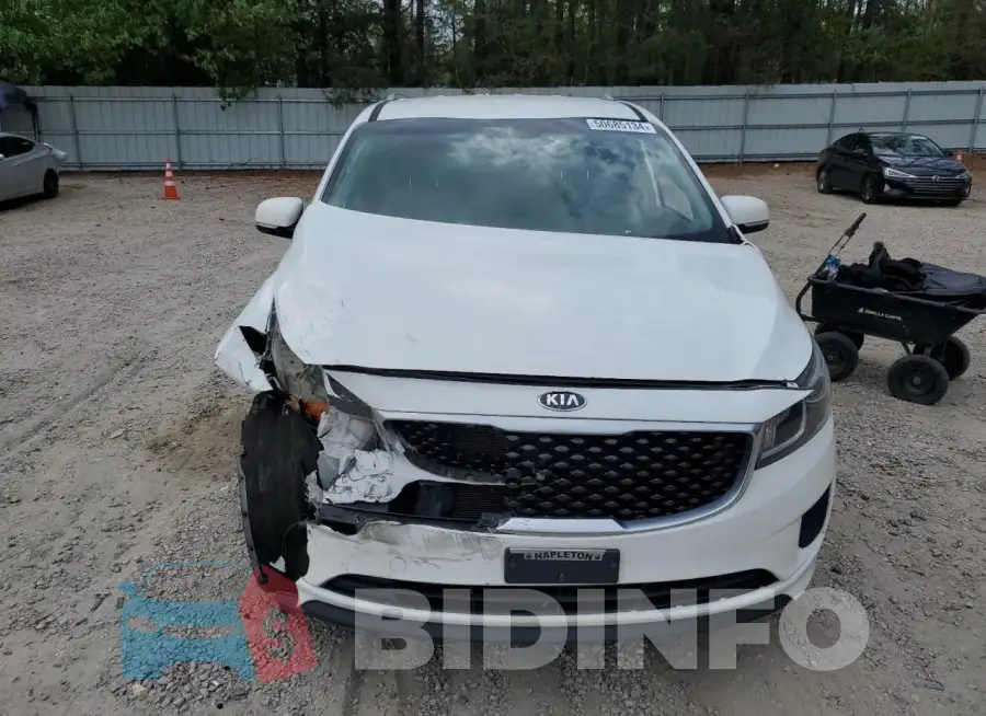 KNDMB5C13G6113946 Photo# 5