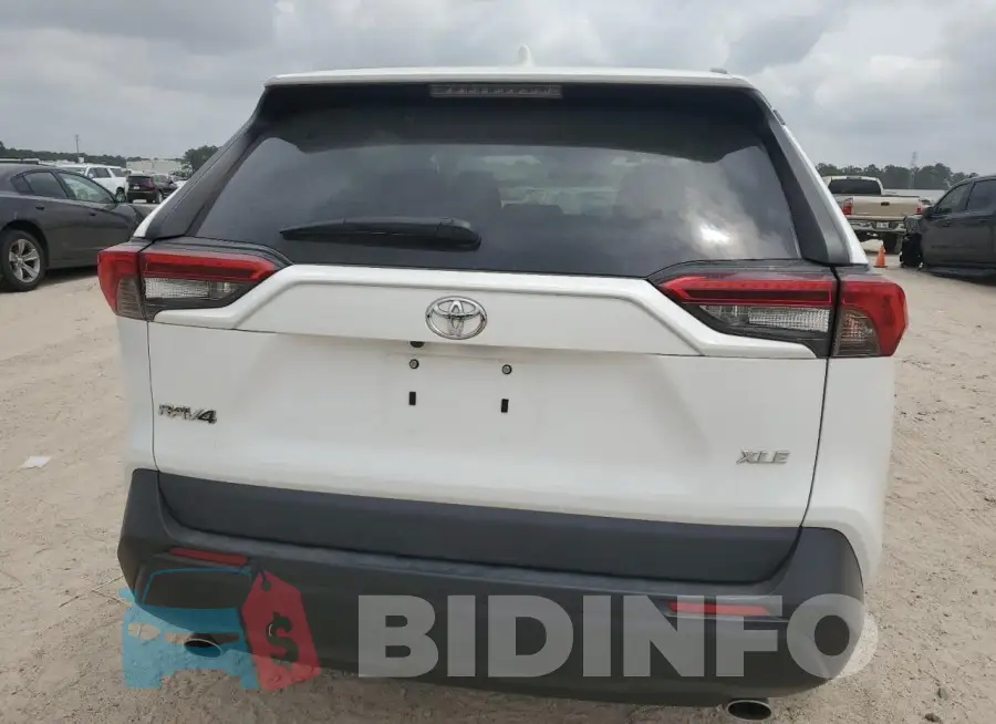 2T3W1RFVXMC094888 Photo# 6