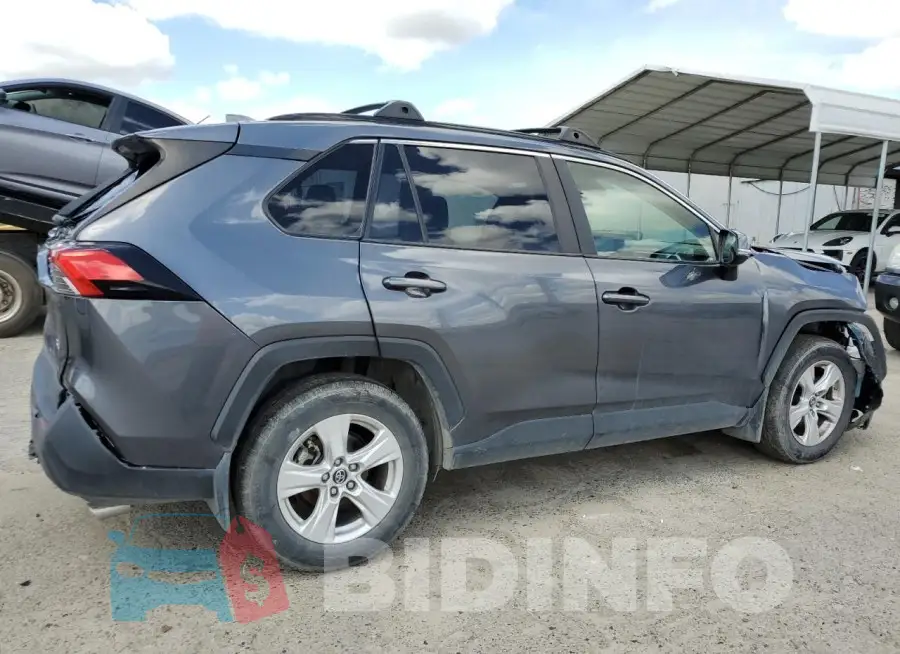 JTMW1RFV8KD003822 Photo# 3