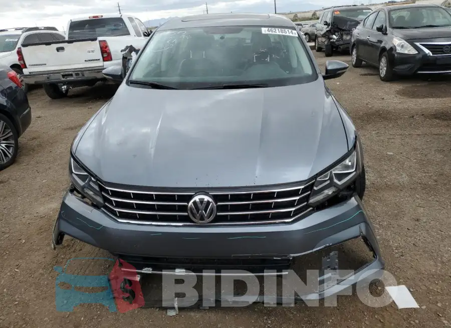 1VWLA7A3XKC008276 Photo# 5