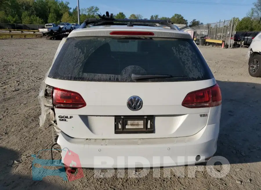 3VWC17AUXHM527067 Photo# 6