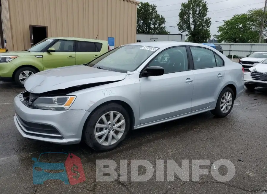 3VWD17AJ1FM317528 Photo# 1