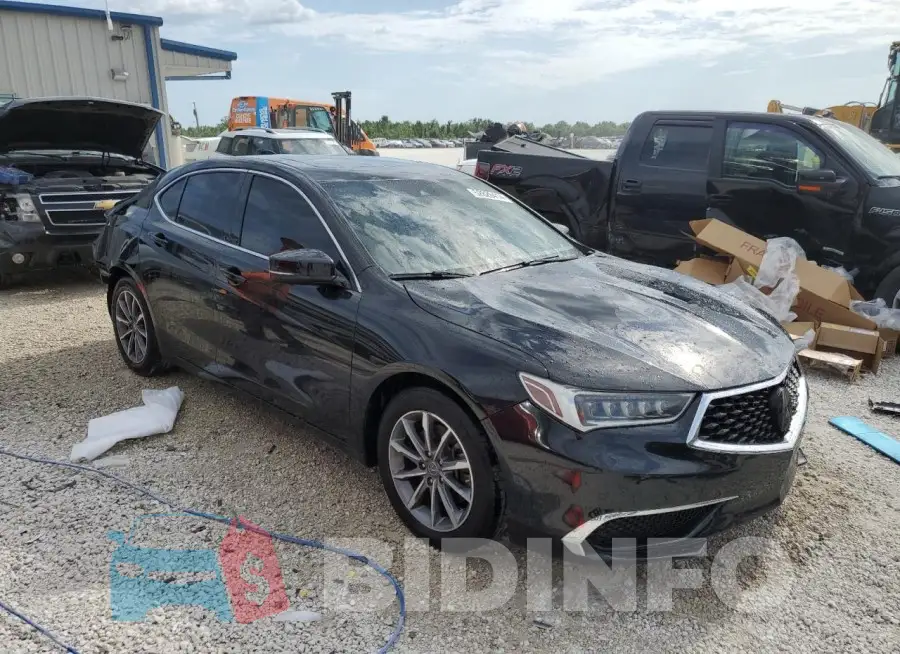 19UUB1F35KA009942 Photo# 4