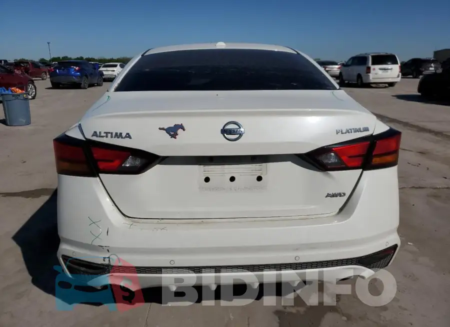 1N4BL4FW3LN301748 Photo# 6