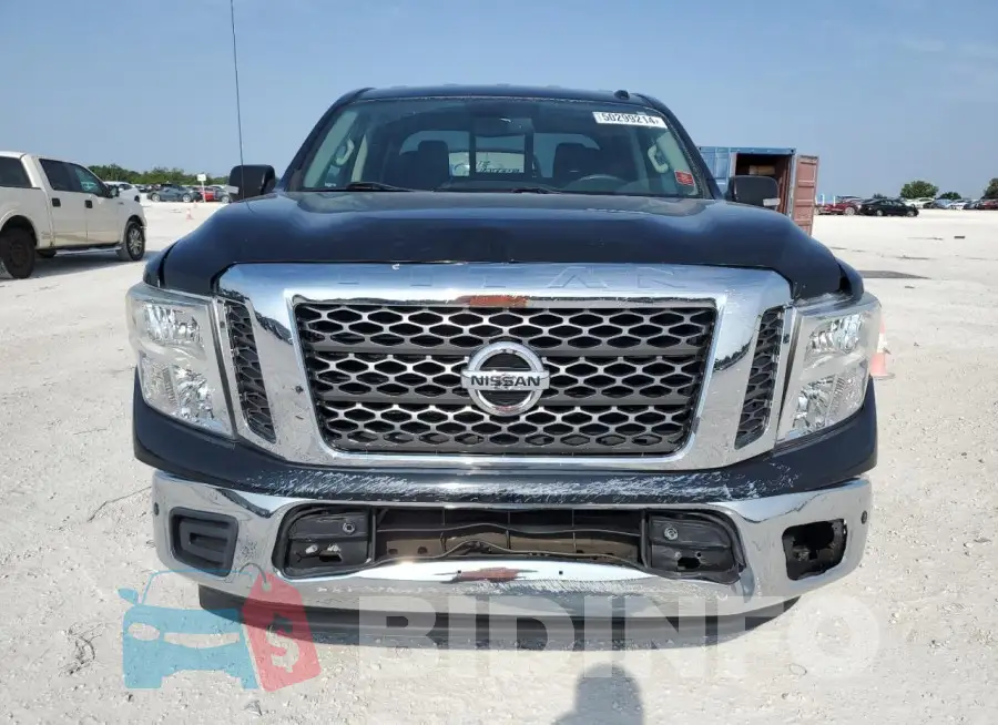 1N6AA1E67JN524042 Photo# 5