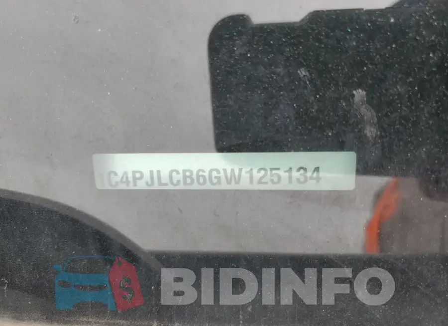 1C4PJLCB6GW125134 Photo# 12