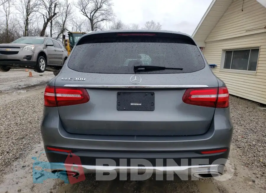 WDC0G4JB6JV104073 Photo# 6