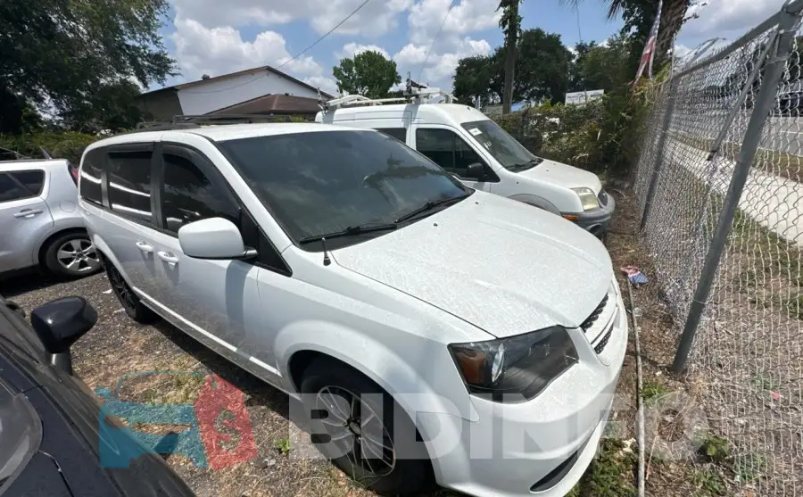 2C4RDGEG6KR514163 Photo# 1