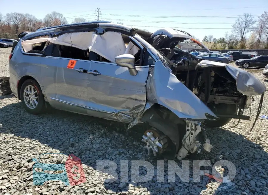 2C4RC1BG2LR139412 Photo# 4