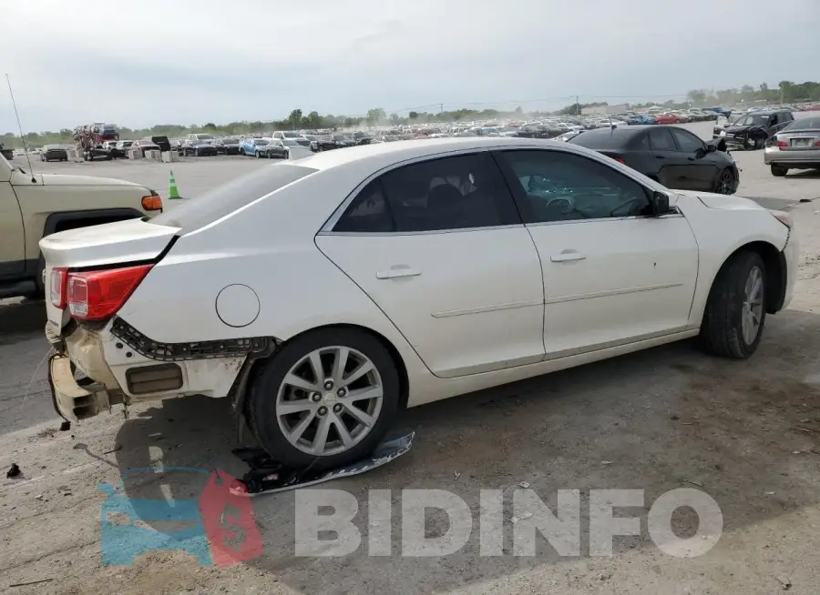 1G11E5SLXEF158692 Photo# 3