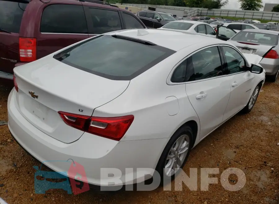 1G1ZD5ST8JF204097 Photo# 4