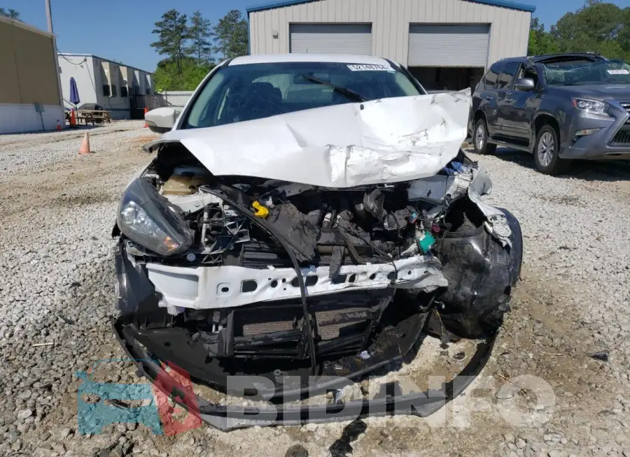 1FADP3F20GL241417 Photo# 5