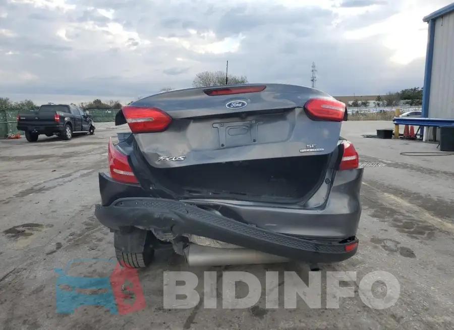 1FADP3F24GL266868 Photo# 6
