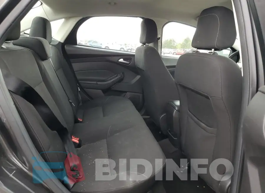 1FADP3F2XJL204933 Photo# 10
