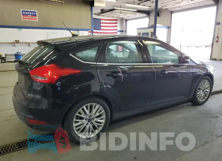 1FADP3N26HL215486 Photo# 3