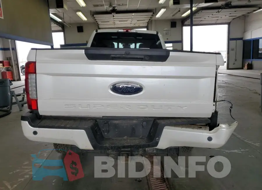 1FT8W3BT9JEB30440 Photo# 6