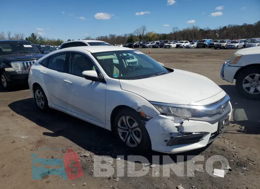 19XFC2F58HE215919 Photo# 4