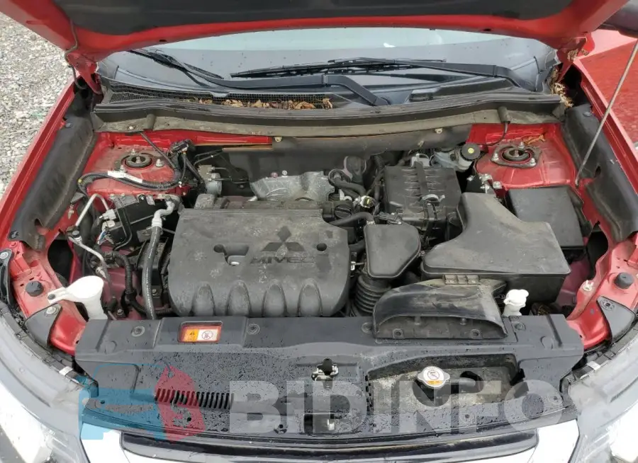 JA4AD2A38JZ037219 Photo# 12