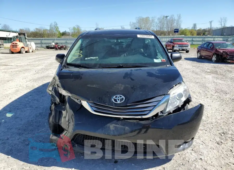 5TDYK3DC7GS693854 Photo# 5
