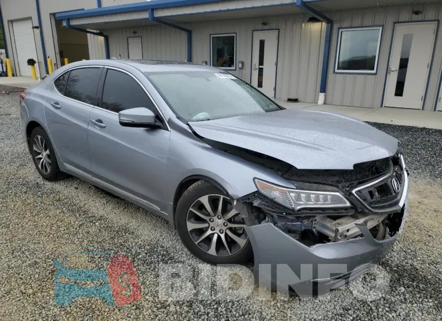 19UUB1F38GA014639 Photo# 4