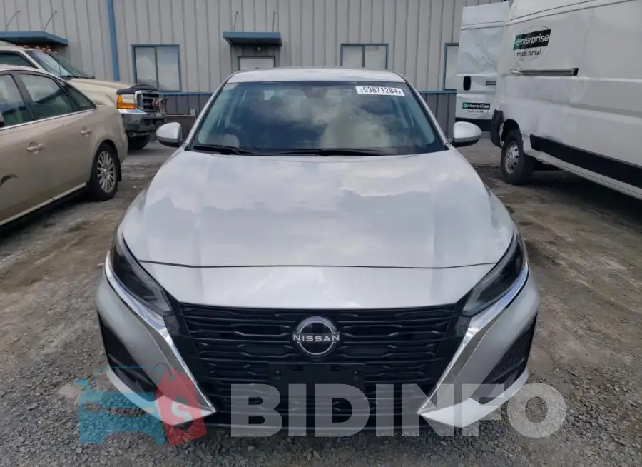 1N4BL4BV9PN318024 Photo# 5