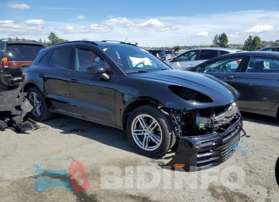 WP1AA2A56MLB01246 Photo# 4