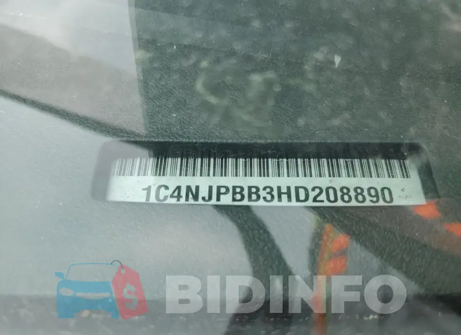 1C4NJPBB3HD208890 Photo# 13