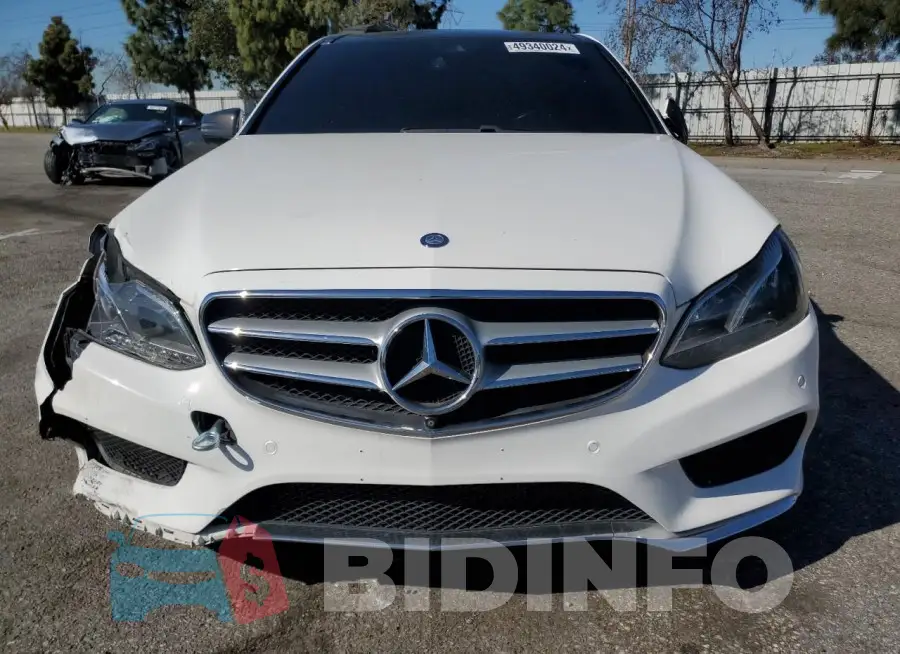 WDDHF5KB3FB142018 Photo# 5