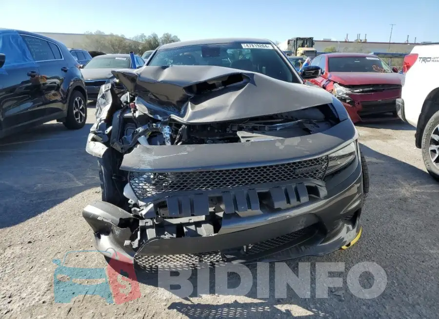 2C3CDXCT3PH660446 Photo# 5