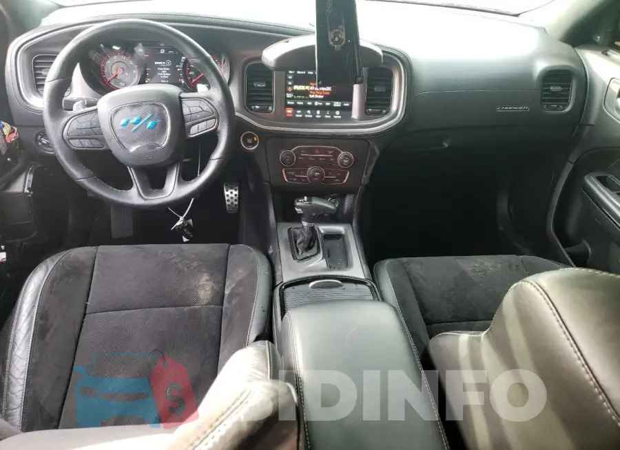 2C3CDXCT5NH129617 Photo# 8