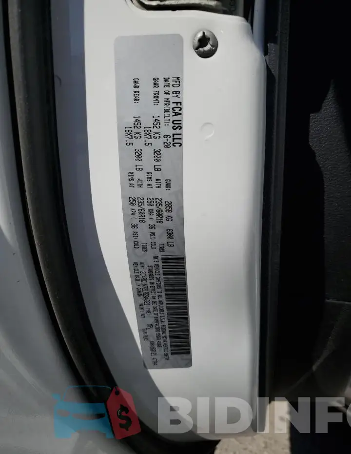 2C4RC1N72LR204321 Photo# 13